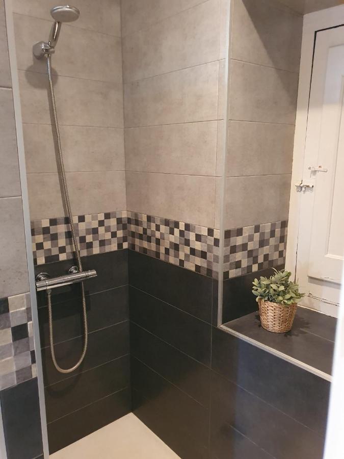 Apartment Market Square Cardona Luaran gambar